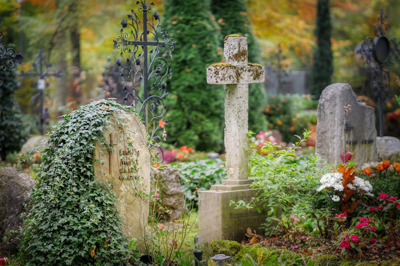 cemetery, tombstone, grave-4653166.jpg